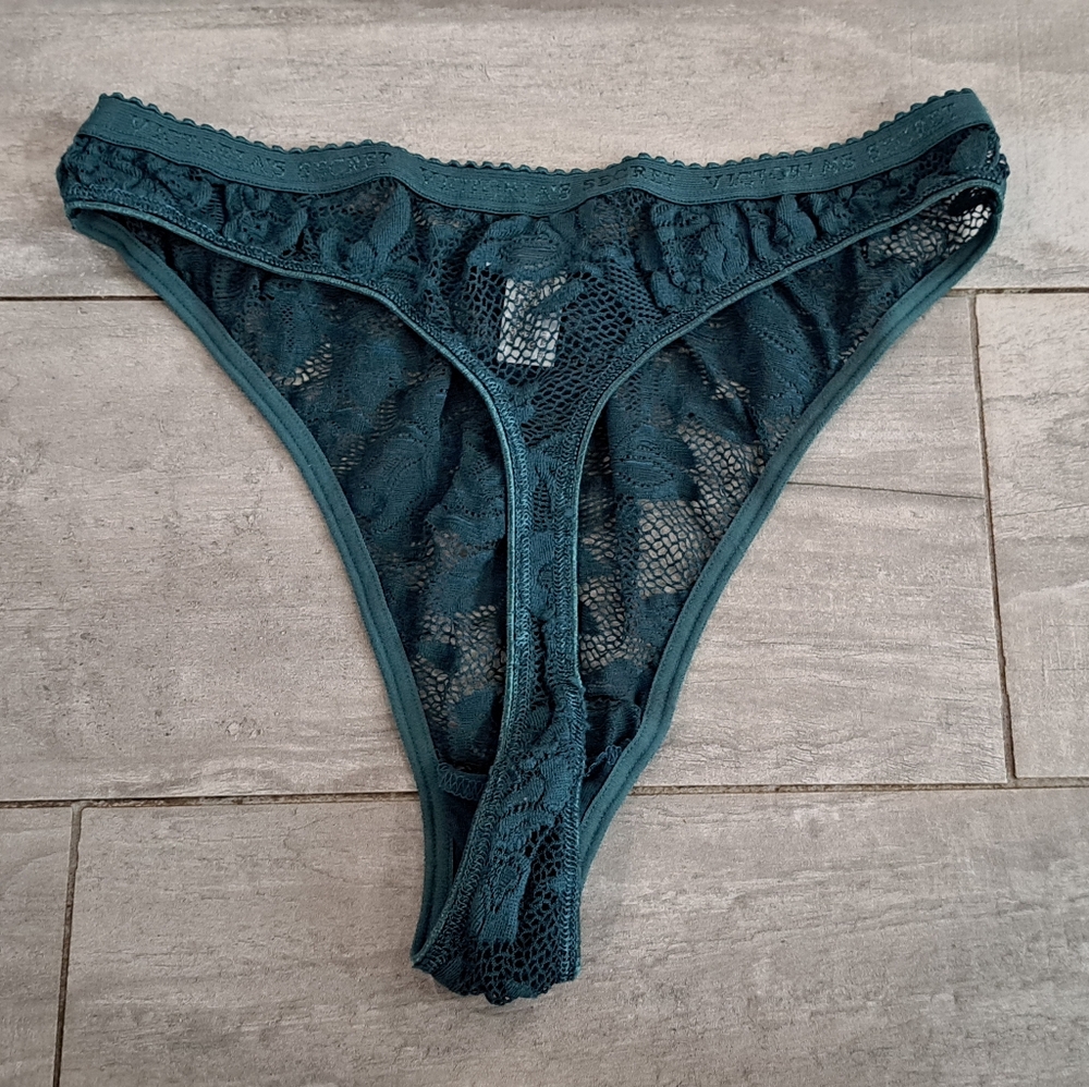 Victoria secret M